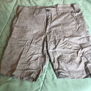 Shorts made of 98% cotton and 2% spandex.